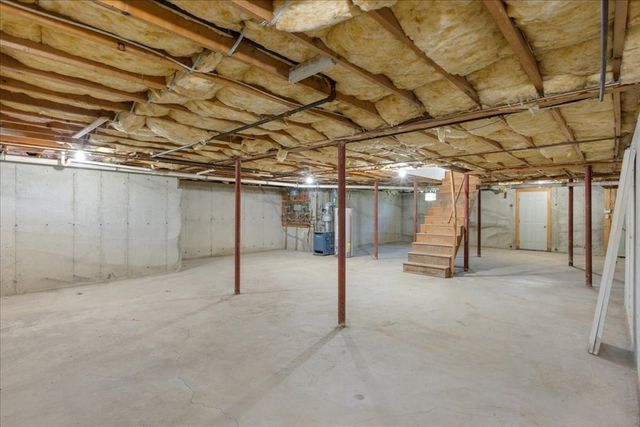 10 Valleyview Farm Rd, Haverhill, MA 01835