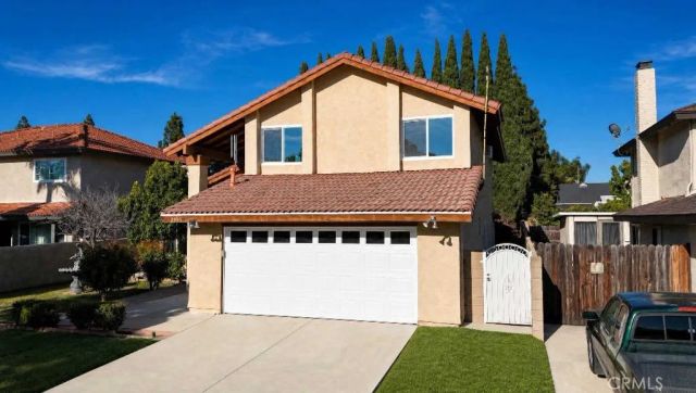 2533 S Townsend, Santa Ana, CA 92704