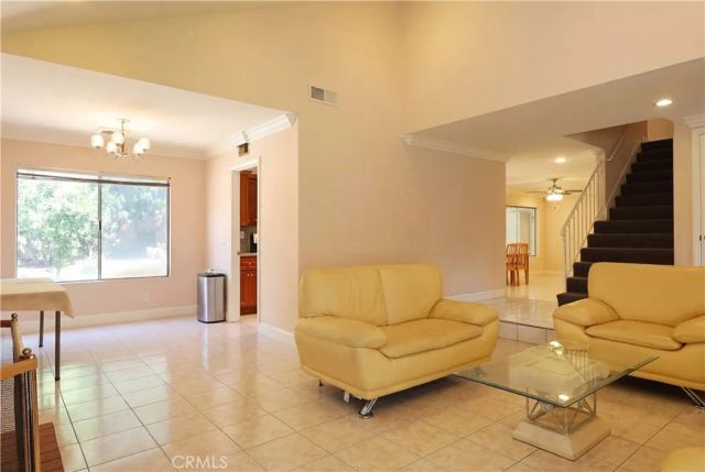 2533 S Townsend, Santa Ana, CA 92704