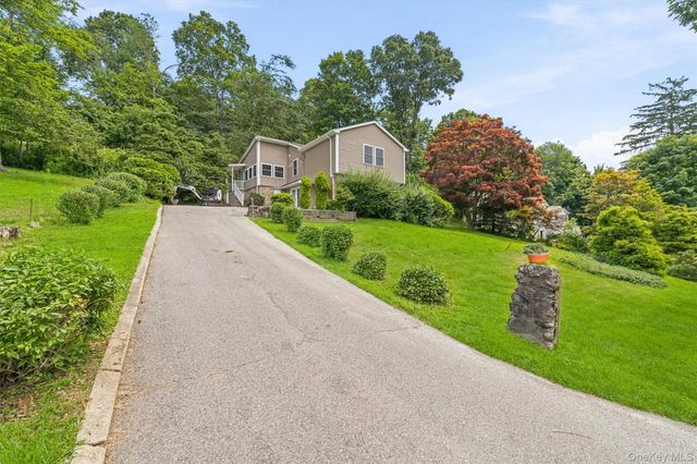 4 Narcissus Drive, Mahopac, NY 10541