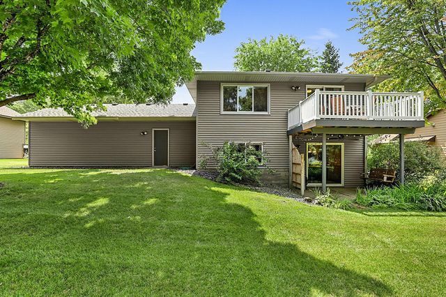 737 4th Street N, Sartell, MN 56377