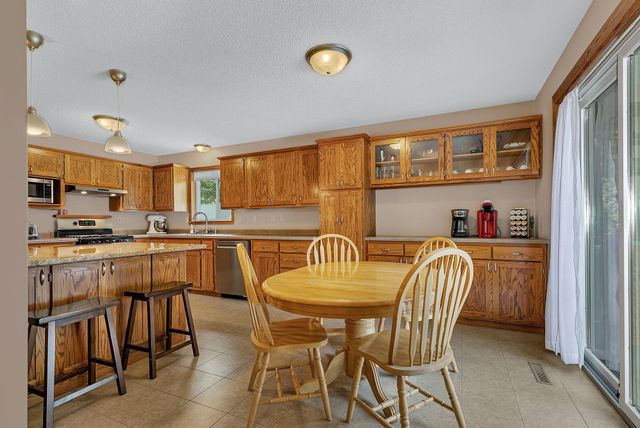737 4th Street N, Sartell, MN 56377