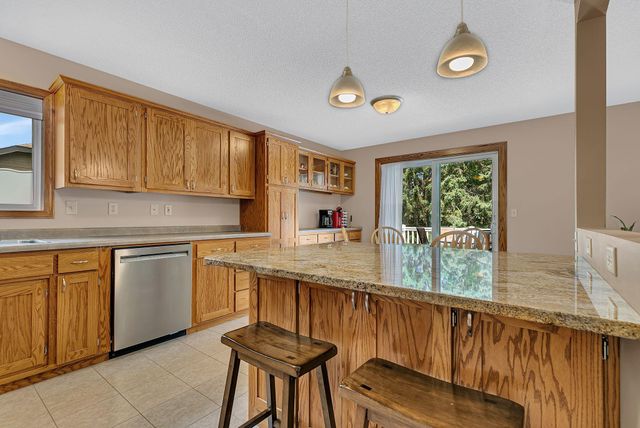 737 4th Street N, Sartell, MN 56377