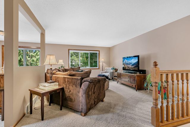 737 4th Street N, Sartell, MN 56377