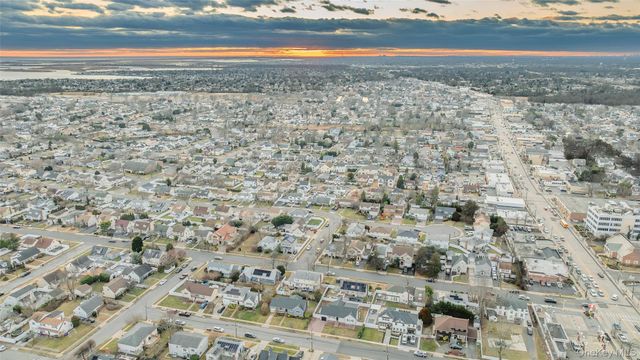 2474 Margaret Street, Bellmore, NY 11710