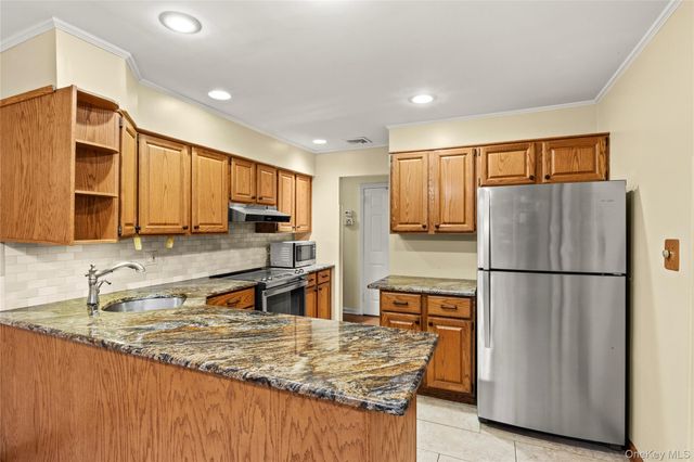 2474 Margaret Street, Bellmore, NY 11710