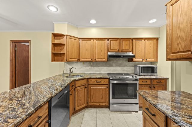 2474 Margaret Street, Bellmore, NY 11710