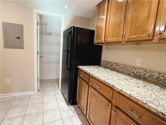 7024 Somerset Circle, Alpharetta, GA 30004