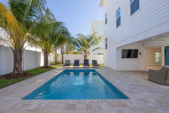 110 7th Street, St Augustine Beach, FL 32080