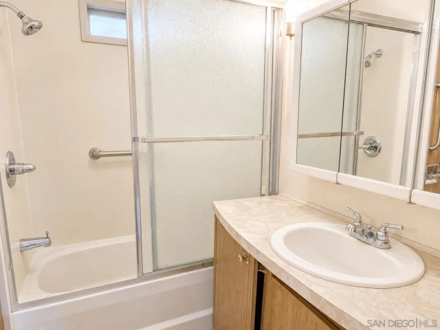410 S 1st St 106, El Cajon, CA 92019