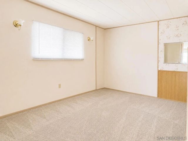 410 S 1st St 106, El Cajon, CA 92019