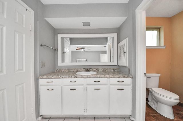 15103 Weil Place, Houston, TX 77060