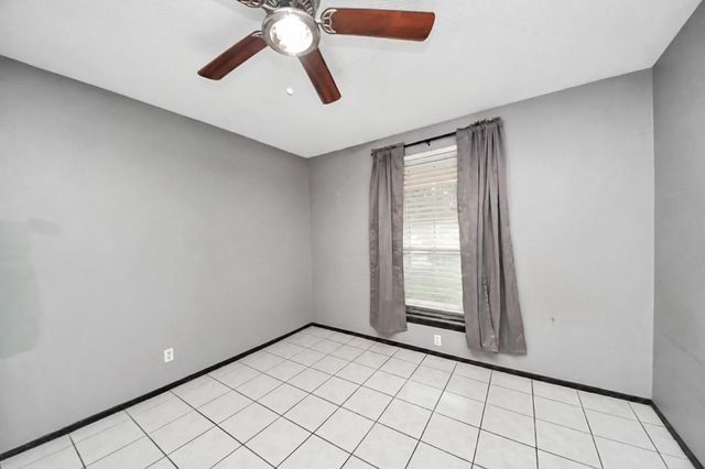 15103 Weil Place, Houston, TX 77060