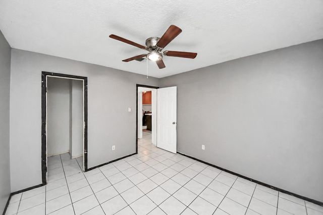 15103 Weil Place, Houston, TX 77060