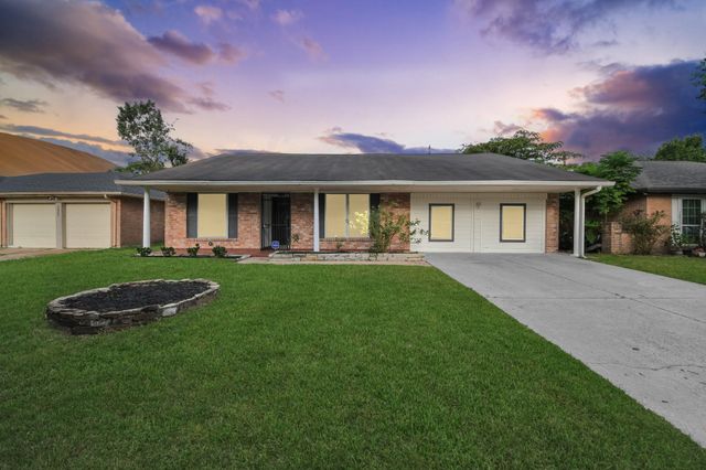 15103 Weil Place, Houston, TX 77060