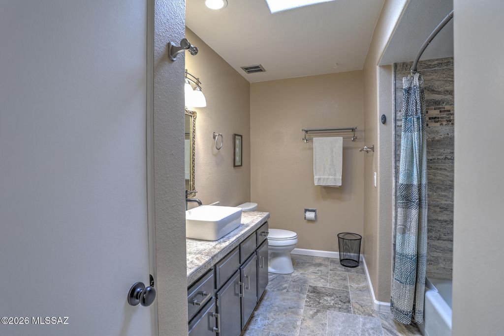 Image 19 of property listing at 6978 E Rivercrest Road, Tucson, AZ 85750