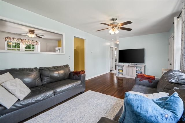 16108 Edgewood Dr, Chester, VA 23831
