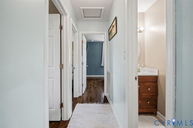 16108 Edgewood Dr, Chester, VA 23831