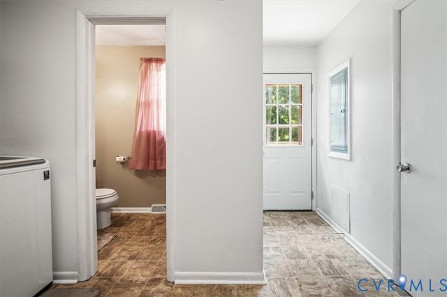 16108 Edgewood Dr, Chester, VA 23831