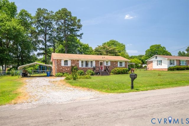 16108 Edgewood Dr, Chester, VA 23831
