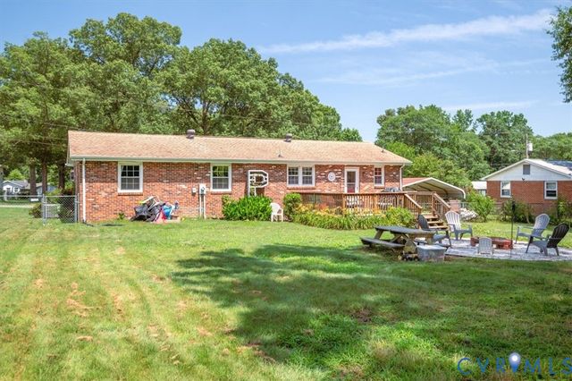 16108 Edgewood Dr, Chester, VA 23831