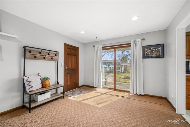 105 Wilson Place, Oswego, IL 60543