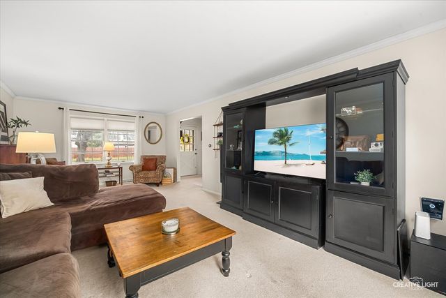 105 Wilson Place, Oswego, IL 60543