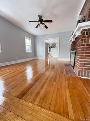 7 Flower Street, New Rochelle, NY 10801