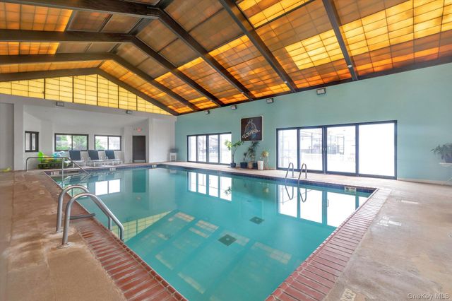 725 Miller Avenue 106, Freeport, NY 11520