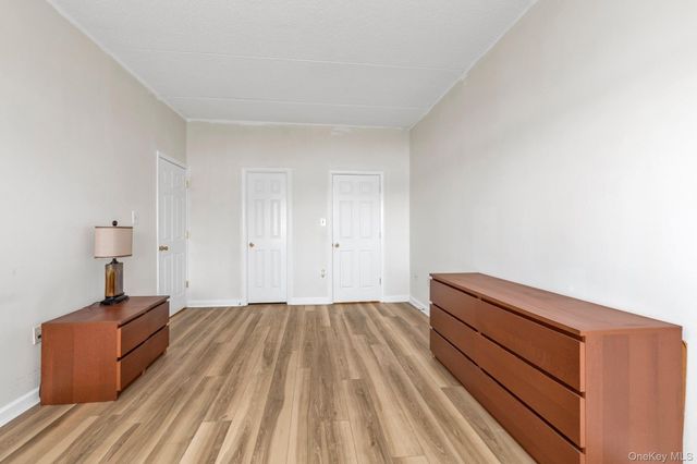 725 Miller Avenue 106, Freeport, NY 11520