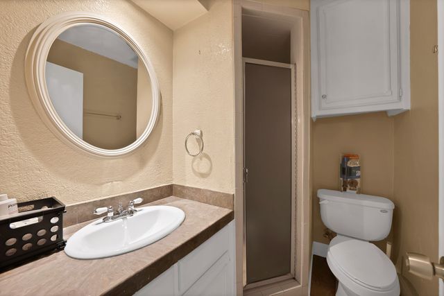 1818 Burr Oak Street, Arlington, TX 76012