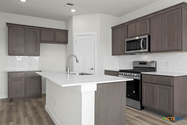 1350 Athan Drive, Belton, TX 76513