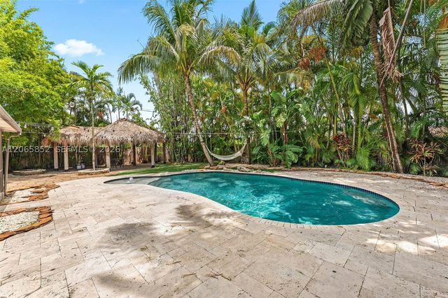 1250 Belmore Ter, Wellington, FL 33414