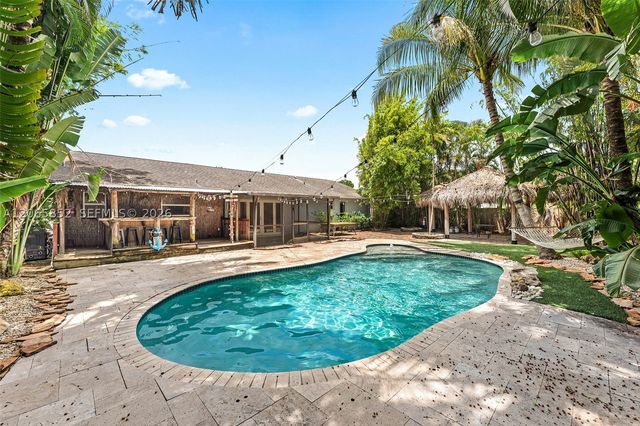 1250 Belmore Ter, Wellington, FL 33414