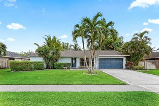 1250 Belmore Ter, Wellington, FL 33414