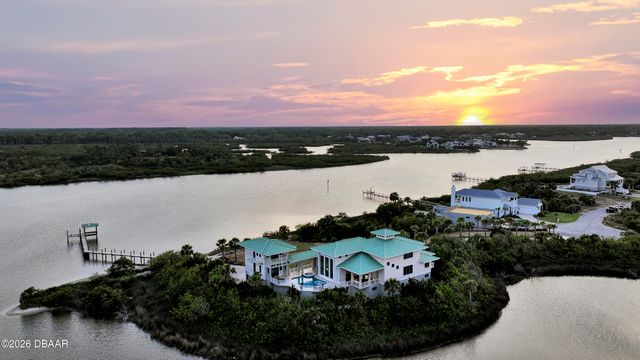 2590 Palm Avenue, Flagler Beach, FL 32136