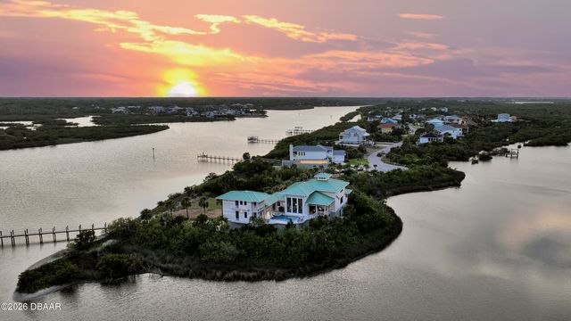 2590 Palm Avenue, Flagler Beach, FL 32136