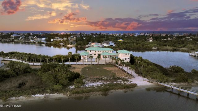 2590 Palm Avenue, Flagler Beach, FL 32136