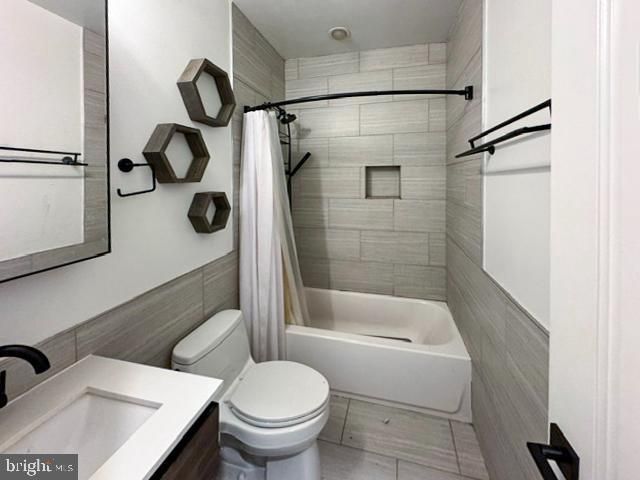 2029 NORTH CAPITOL ST NE, Washington, DC 20002