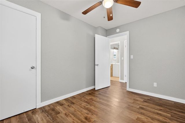 901 SW 3rd Street, Moore, OK 73160