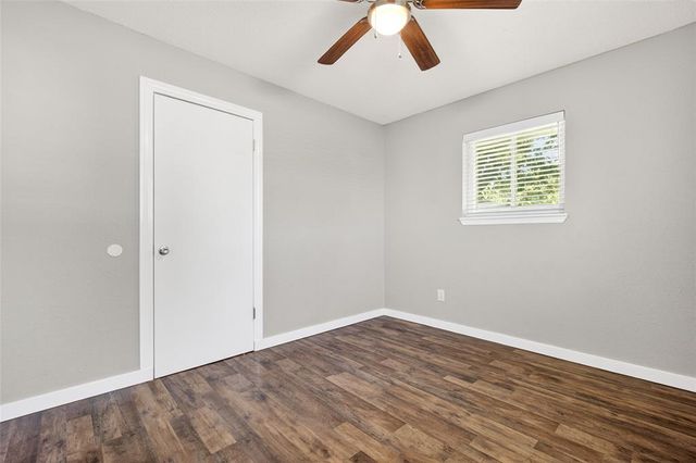 901 SW 3rd Street, Moore, OK 73160