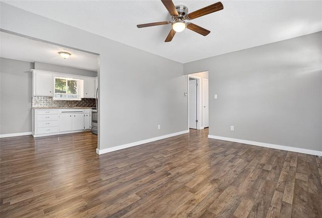 901 SW 3rd Street, Moore, OK 73160