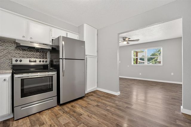 901 SW 3rd Street, Moore, OK 73160