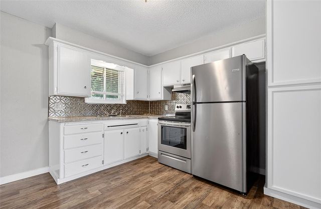 901 SW 3rd Street, Moore, OK 73160