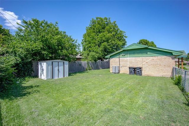 901 SW 3rd Street, Moore, OK 73160