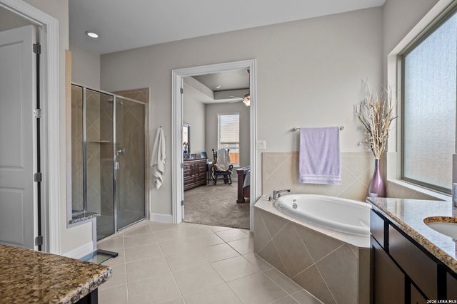 6914 Hallie Hill, Schertz, TX 78154