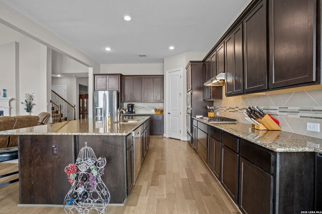 6914 Hallie Hill, Schertz, TX 78154