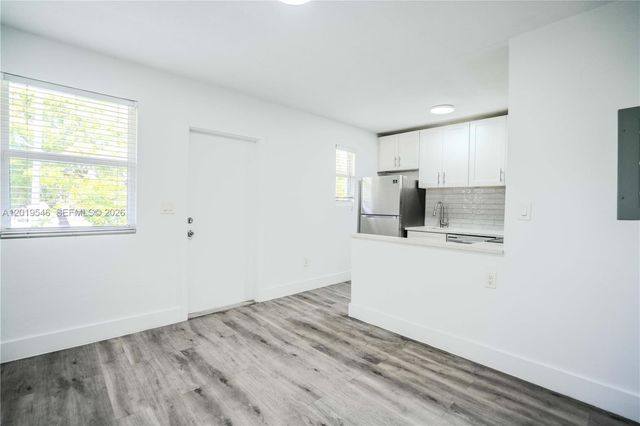 1950 NW 2nd Ct 9, Miami, FL 33136