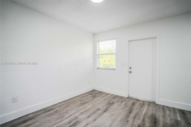 1950 NW 2nd Ct 9, Miami, FL 33136
