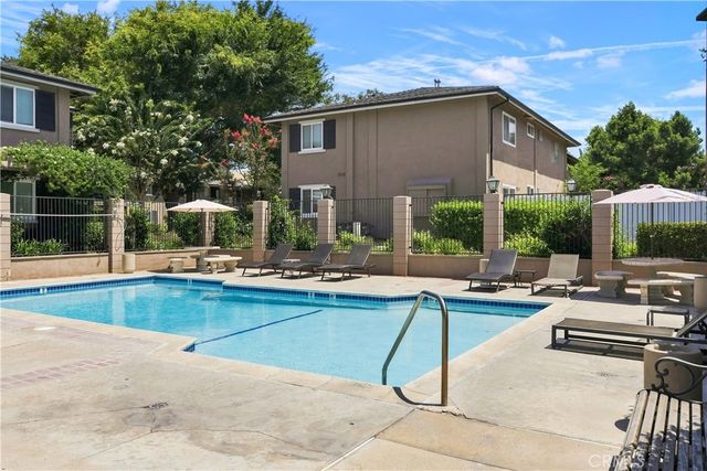 660 S glassell Street, Orange, CA 92866